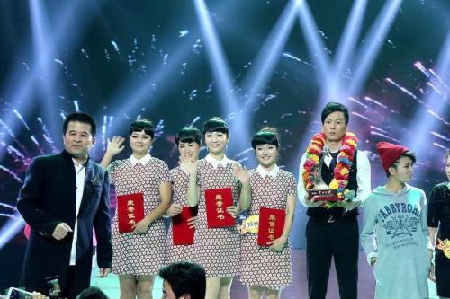 杨帆个人资料星光大道,杨帆的星光大道之旅